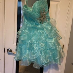 Green homecoming/ quince dress